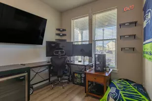 8827 N 1st Cir, Ridgefield, WA 98642 - Photo 4