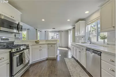 4729 SE Montego Dr, Hillsboro, OR 97123 - Photo 6