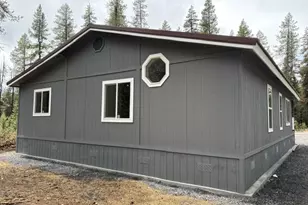 17717 Hwy 58, Crescent Lake, OR 97733 - Photo 34