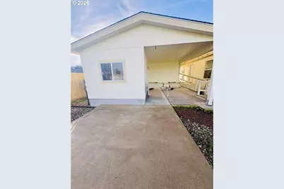 510 Patrick Loop, Cottage Grove, OR 97424 - Photo 8