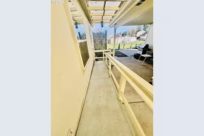 510 Patrick Loop, Cottage Grove, OR 97424 - Photo 4