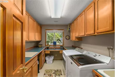 760 NW 90th Pl, Portland, OR 97229 - Photo 30