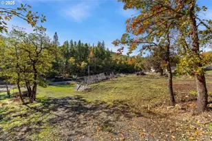 18922 Antioch Rd, White City, OR 97503 - Photo 16