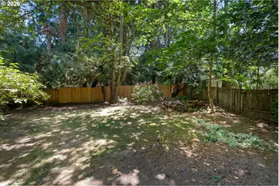 13900 Sundeleaf Dr, Lake Oswego, OR 97034 - Photo 28