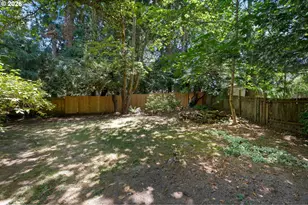 13900 Sundeleaf Dr, Lake Oswego, OR 97034 - Photo 28