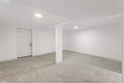 3817 NE 11th Ave, Portland, OR 97212 - Photo 32