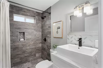 3817 NE 11th Ave, Portland, OR 97212 - Photo 12