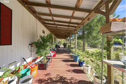 754 S Main St, Canyonville, OR 97417 - Photo 24