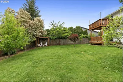 8610 SW Indian Hill Ln, Beaverton, OR 97008 - Photo 2