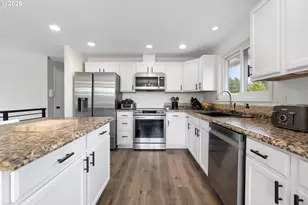 8610 SW Indian Hill Ln, Beaverton, OR 97008 - Photo 14