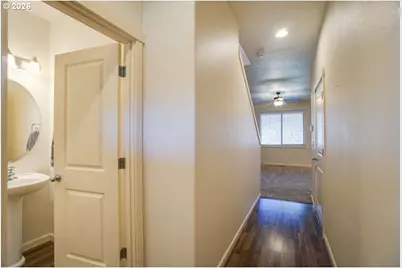 4013 N Pioneer Canyon Dr, Ridgefield, WA 98642 - Photo 4