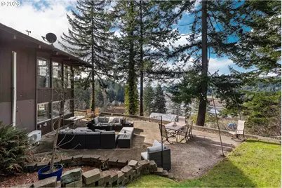 94532 Golf Course Ln, North Bend, OR 97459 - Photo 36