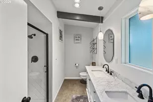 94532 Golf Course Ln, North Bend, OR 97459 - Photo 18