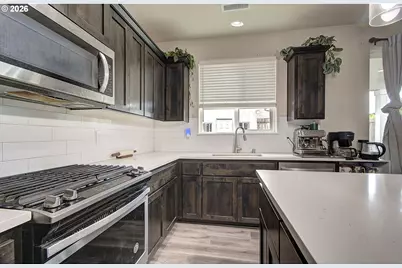 8610 NE 70th Cir, Vancouver, WA 98662 - Photo 8