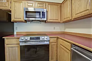 12712 SW Barberry Dr, Beaverton, OR 97008 - Photo 30