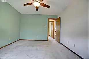 12712 SW Barberry Dr, Beaverton, OR 97008 - Photo 28