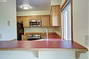 12712 SW Barberry Dr, Beaverton, OR 97008 - Photo 18