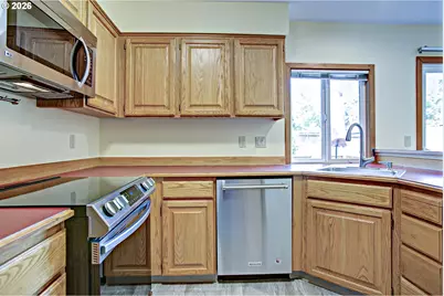 12712 SW Barberry Dr, Beaverton, OR 97008 - Photo 28