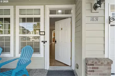 1831 N 8th Way, Ridgefield, WA 98642 - Photo 2