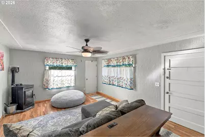 1589 Seagate Ave, Coos Bay, OR 97420 - Photo 14