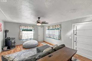 1589 Seagate Ave, Coos Bay, OR 97420 - Photo 14