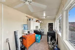 1589 Seagate Ave, Coos Bay, OR 97420 - Photo 30