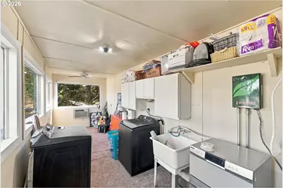1589 Seagate Ave, Coos Bay, OR 97420 - Photo 28