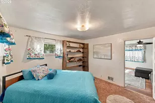 1589 Seagate Ave, Coos Bay, OR 97420 - Photo 12