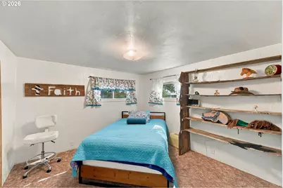 1589 Seagate Ave, Coos Bay, OR 97420 - Photo 10