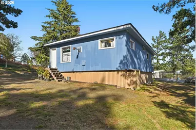 1589 Seagate Ave, Coos Bay, OR 97420 - Photo 32
