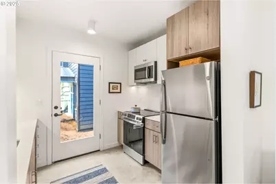 9987 SE Cottage Ln #9, Milwaukie, OR 97222 - Photo 10