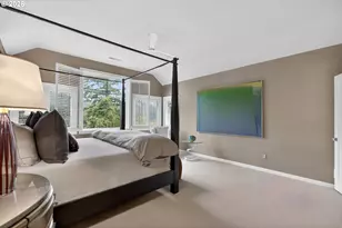 1941 SW Montgomery Pl, Portland, OR 97201 - Photo 20