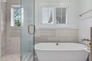 1941 SW Montgomery Pl, Portland, OR 97201 - Photo 22