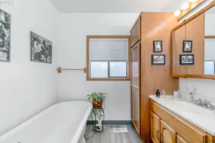 12495 SE 23rd Ave, Milwaukie, OR 97222 - Photo 28