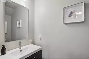 13338 SW Roseberry Ln, Portland, OR 97224 - Photo 16