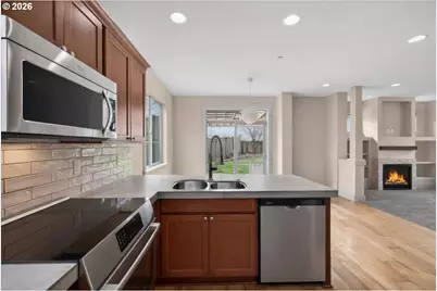 561 N Declaration Dr, Carlton, OR 97111 - Photo 10