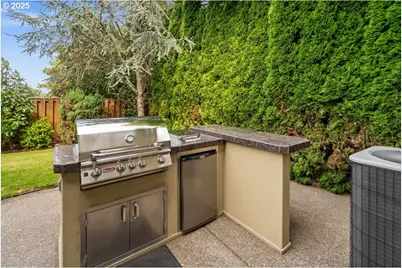 1315 Begonia Ave, Forest Grove, OR 97116 - Photo 40