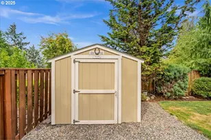 1315 Begonia Ave, Forest Grove, OR 97116 - Photo 42