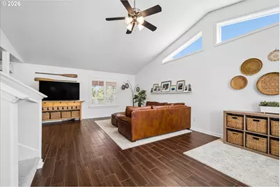 182 Sunday Dr, Creswell, OR 97426 - Photo 4