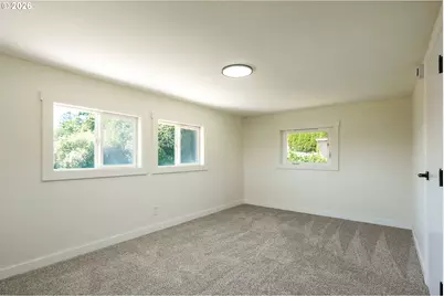 2172 17th St, North Bend, OR 97459 - Photo 24