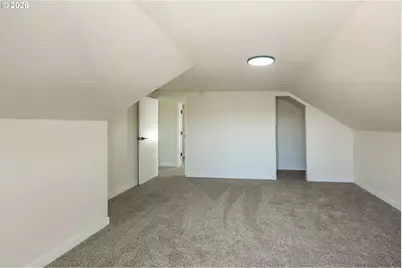 2172 17th St, North Bend, OR 97459 - Photo 20