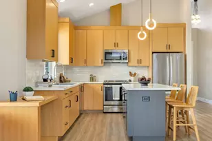 201 24th St NE, Long Beach, WA 98631 - Photo 6