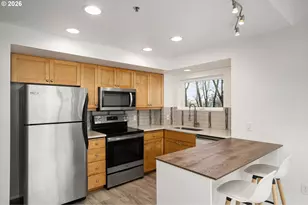 1718 NE 11th Ave, Portland, OR 97212 - Photo 12