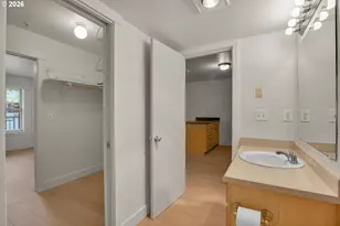 9837 NE Irving St, Portland, OR 97220 - Photo 26