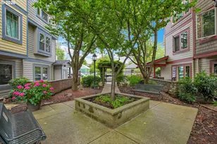 9837 NE Irving St, Portland, OR 97220 - Photo 36