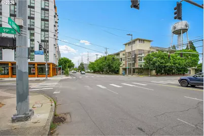 9837 NE Irving St #312, Portland, OR 97220 - Photo 44