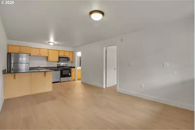 9837 NE Irving St #312, Portland, OR 97220 - Photo 10