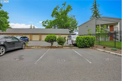 9837 NE Irving St #312, Portland, OR 97220 - Photo 32