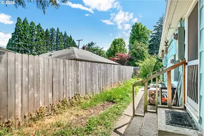1182 F St, Springfield, OR 97477 - Photo 26