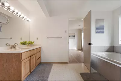 7 Hidalgo St, Lake Oswego, OR 97035 - Photo 26